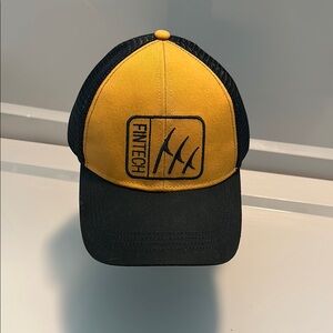 NWT FinTech Bass Fishing Mesh Hat Trucker adjustable cap SnapBack Inca Gold Logo